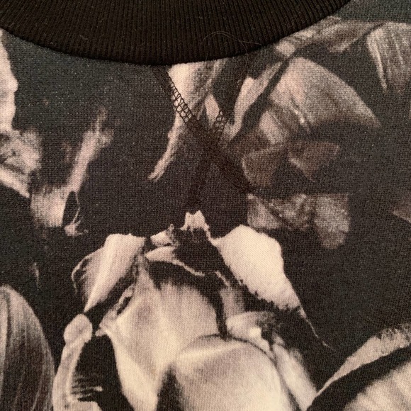 AMI Allover Print Floral Crewneck Sweatshirt - Picture 3 of 9